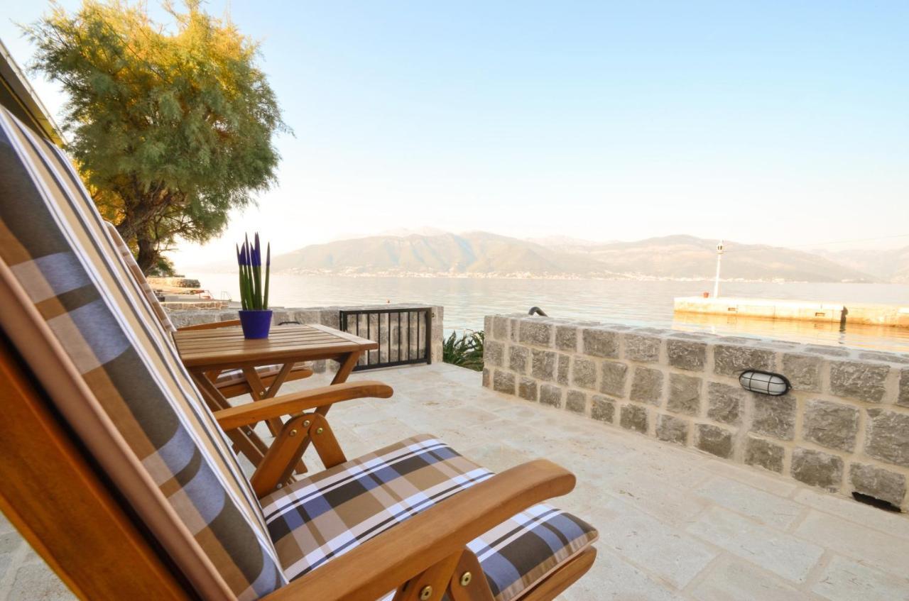 Leut Stone Residence Tivat Buitenkant foto