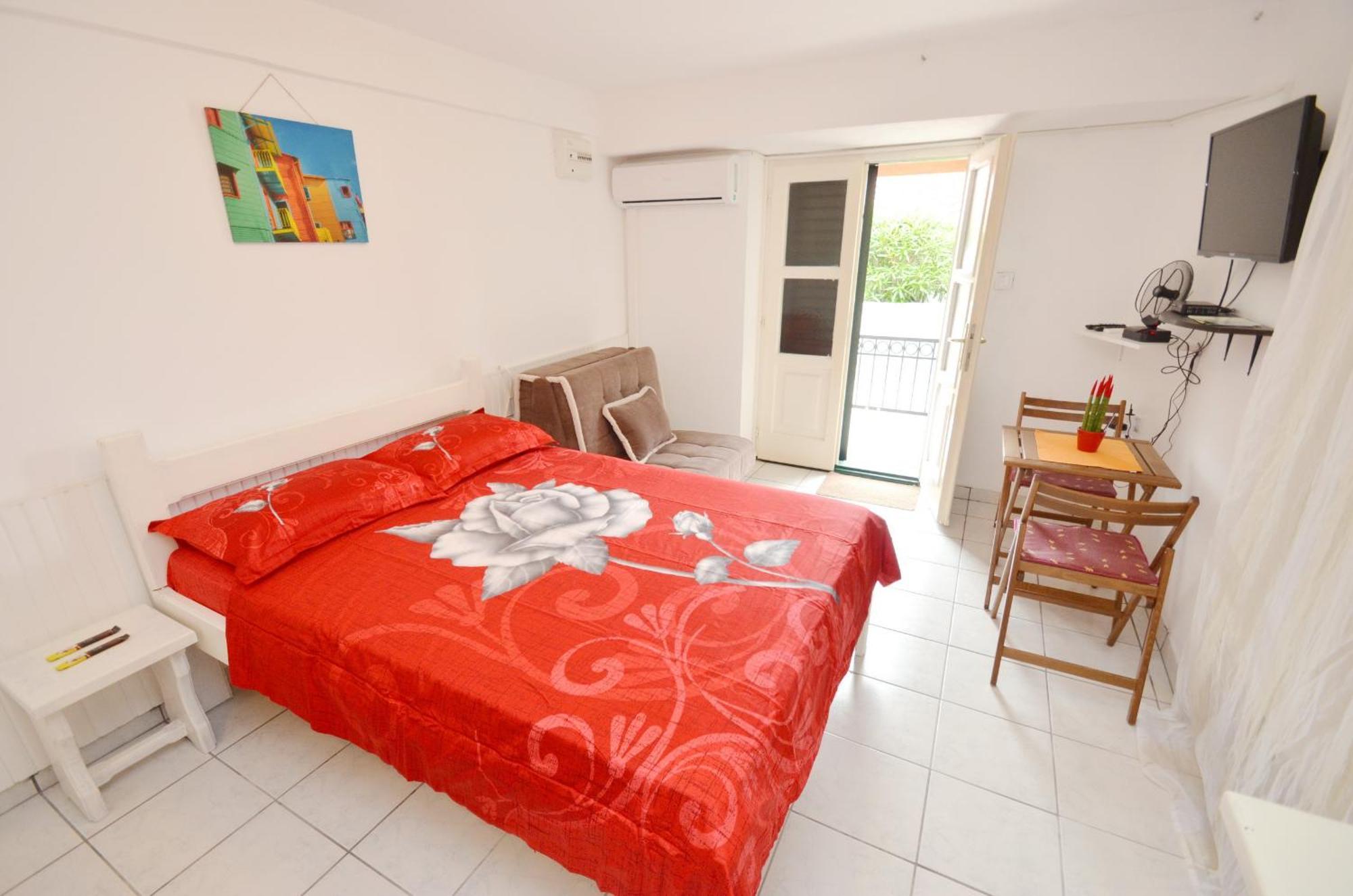 Leut Stone Residence Tivat Kamer foto